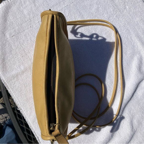 Coach Vintage Small Swinger Bag Honey 4080 - Picture 6 of 10